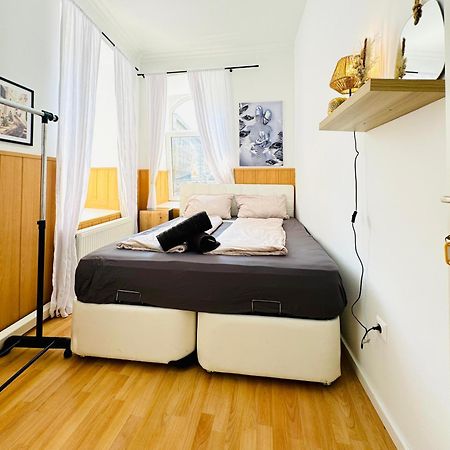 Comfy Rooms In A Shared Apt, 8Min To Rathausplatz Вена Экстерьер фото